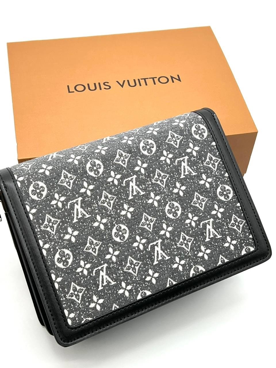 Сумка Louis Vuitton